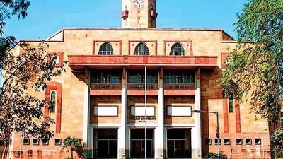 NITI Aayog, Gujarat University sign SoI to promote cooperation in agriculture (https://twitter.com/RajivKumar1) NITI Aayog, Gujarat University sign SoI to promote cooperation in agriculture (https://twitter.com/RajivKumar1)