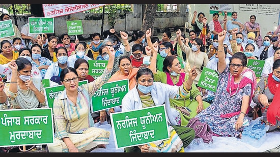 On the call of a state-level body, staff nurses under the banner of the Ludhiana Nursing Association raised an agitation outside the civil surgeon’s office and remained on strike for the second consecutive day. (Representative image/HT)
