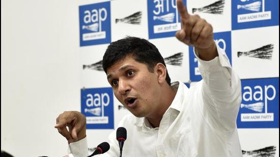 Saurabh Bhardwaj claimed an air quality commission rejected the plans put forward by the four neighbouring states. (Mohd Zakir/HT Archive) Saurabh Bhardwaj claimed an air quality commission rejected the plans put forward by the four neighbouring states. (Mohd Zakir/HT Archive)