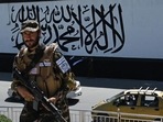 A member of the Taliban Fateh fighter, a ‘special forces’ unit, stands guard outside the US embassy in Afghanistan displaying a Taliban flag in the wall in Kabul on Wednesday. (AFP) A member of the Taliban Fateh fighter, a ‘special forces’ unit, stands guard outside the US embassy in Afghanistan displaying a Taliban flag in the wall in Kabul on Wednesday. (AFP)
