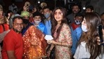 Shilpa Shetty brings home an idol of Lord Ganesha ahead of Ganesh Chaturti. (Varinder Chawla) Shilpa Shetty brings home an idol of Lord Ganesha ahead of Ganesh Chaturti. (Varinder Chawla)