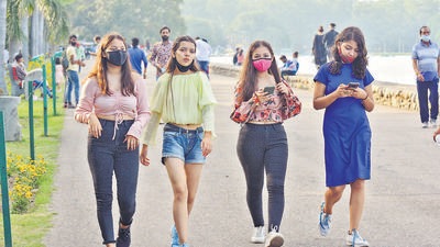 On Wednesday, the active Covid case count in the tricity further dipped to 88: 46 cases in Mohali, 31 in Chandigarh and 11 in Panchkula. (HT FILE PHOTO)