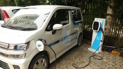 As part of Assam’s electric vehicles policy, the state cabinet has approved procurement of 200 electric buses and 100 CNG-operated buses for Guwahati. (HT Photo) As part of Assam’s electric vehicles policy, the state cabinet has approved procurement of 200 electric buses and 100 CNG-operated buses for Guwahati. (HT Photo)