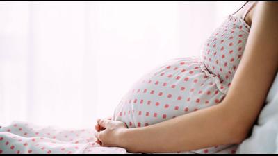 n an unusual case, a 32-year-old woman from Bhiwandi, near Mumbai, had triplets through a normal delivery early on Tuesday (Getty Images/iStockphoto) n an unusual case, a 32-year-old woman from Bhiwandi, near Mumbai, had triplets through a normal delivery early on Tuesday (Getty Images/iStockphoto)