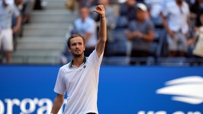 Daniil Medvedev wins the quarterfinal match against Botic van de Zandschulp at the US Open (USA TODAY Sports)