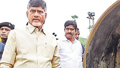 Former Andhra Pradesh CM Chandrababu Naidu said the state police was biased and hounding TDP leaders for their political beliefs. (HT Photo)