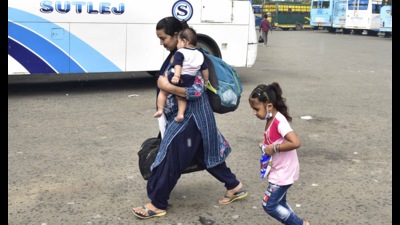 The strike by roadways staff has left the passengers across Punjab a harried lot. (HT photo)