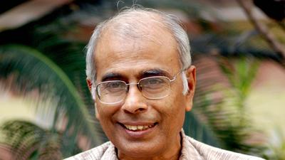 Dr Narendra Dabholkar was gunned down by two motorcycle-riding attackers on August 20, 2013. A special court in Pune passed an order to frame charges against five accused of the murder. (AP FILE) Dr Narendra Dabholkar was gunned down by two motorcycle-riding attackers on August 20, 2013. A special court in Pune passed an order to frame charges against five accused of the murder. (AP FILE)