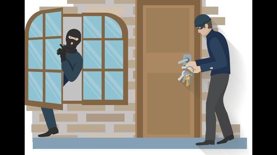 During investigation, police established that a youth in a red T-shirt broke open the lock and entered the shop, before stealing the cash and mobile phones. (Getty Images/iStockphoto)