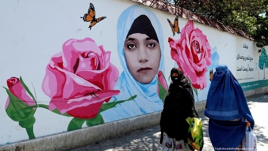 Street art in Kabul(Alfred Yaghobzadeh/Abaca/Picture Alliance)