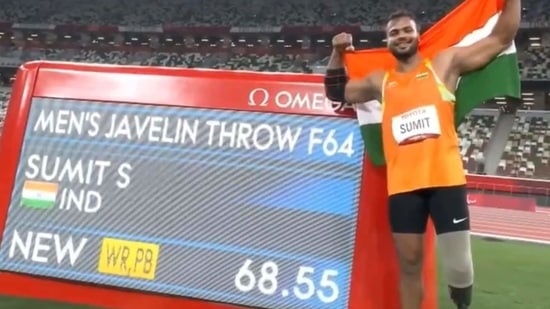 Sumit Antil sets a World Record at Tokyo Paralympics with a throw of 68.55m to clinch a gold medal(Twitter)