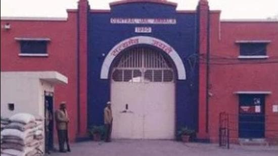 The inmate found with the mobile phone and drugs fled to another block on seeing Ambala jail officials. (Image for representational purpose)