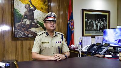 **EDS: FILE IMAGE** New Delhi: In this Wednesday, July 28 , 2021 image newly-appointed Delhi Police Commissioner Rakesh Asthana takes charge at the Delhi Police Headquarters, New Delhi. Delhi Assembly Thursday passed a resolution against the appointment of Asthana as the Delhi Police commissioner and asked the Union Ministry of Home Affairs to reverse the decision. (PTI Photo/Vijay Verma) (PTI07_29_2021_000262B) (PTI)