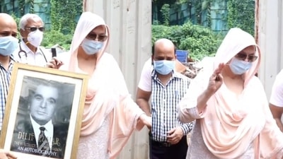 Saira Banu spotted in Mumbai on Thursday. Saira Banu spotted in Mumbai on Thursday.
