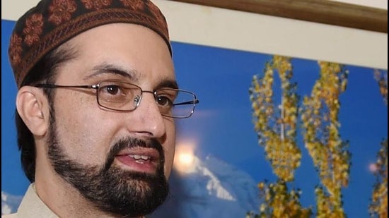 All Parties Hurriyat Conference (APHC) led by Mirwaiz Umar Farooq issued the statement on the new dispensation in Afghanistan. (HT FILE) All Parties Hurriyat Conference (APHC) led by Mirwaiz Umar Farooq issued the statement on the new dispensation in Afghanistan. (HT FILE)