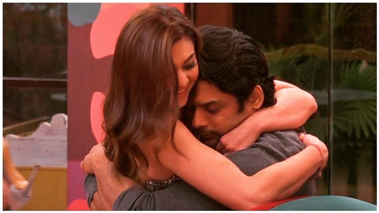 Shefali Jariwala and Sidharth Shukla participated on a reality show together. Shefali Jariwala and Sidharth Shukla participated on a reality show together.