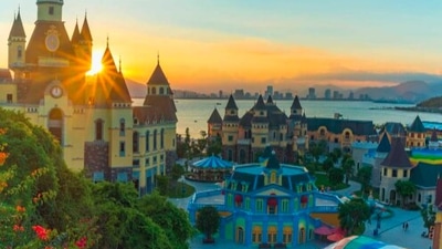Vinpearl Land Amusement Park: If you are looking for some adventure on the island then you need to visit this place which is located between Vinpearl Phu Quoc Resort and Vinmec International Hospital. (Instagram/@ilovevietnamandcambodia)