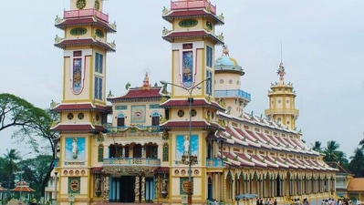 Cao Dai Temple: This temple stands out from the other temples in Phu Quoc for its unique technicoloured exterior and religious symbols. The religion of Caodaism was established in 1926 in the city of Tây Ninh in southern Vietnam. (Instagram/@jenny.le1284)