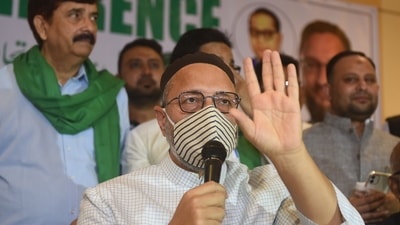 AIMIM MP Asaduddin Owaisi addresses a press conference. (Deepak Gupta / Hindustan Times) AIMIM MP Asaduddin Owaisi addresses a press conference. (Deepak Gupta / Hindustan Times)
