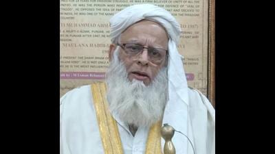 Punjab Shahi Imam Maulana Habib Ur Rehman Saani Ludhianvi passed way in Ludhiana after a prolonged illness. (HT Photo)
