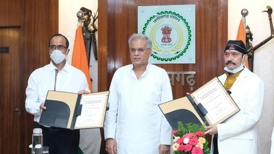 Chhattisgarh chief minister Bhupesh Baghel (centre) said the state will become the millet hub of the India. Chhattisgarh chief minister Bhupesh Baghel (centre) said the state will become the millet hub of the India.