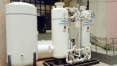 Only those private hospitals or clinical establishments with a capacity of more than 50 beds can install an oxygen plant. (HT file)