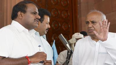 Growing discontent within the party against a few legislators has turned into a problem for former Prime Minister HD Deve Gowda and former chief minister HD Kumaraswamy-led regional outfit. (PTI PHOTO.)