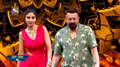 Shilpa Shetty and Sanjay Dutt on Super Dancer 4.