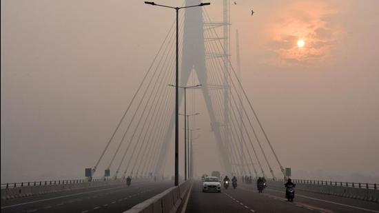 The 27-year-old man was contemplating taking his own life by jumping off the Signature Bridge. (PTI)
