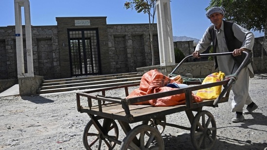 The Afghanistan economy must be allowed to breathe for a few more months, UN special envoy has said, (AFP Photo)