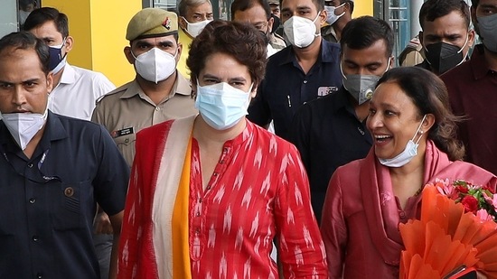 Priyanka Gandhi Vadra reached Lucknow on Thursday. (HT Photo) Priyanka Gandhi Vadra reached Lucknow on Thursday. (HT Photo)