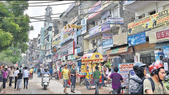 The court was hearing a petition by the Munirka Village residents’ welfare association. (HT Archive) The court was hearing a petition by the Munirka Village residents’ welfare association. (HT Archive)