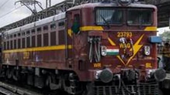 South East Central Railway Apprentice Recruitment 2021: Apply for 432 posts(Photo courtesy: Getty Images/ Representative image) South East Central Railway Apprentice Recruitment 2021: Apply for 432 posts(Photo courtesy: Getty Images/ Representative image)