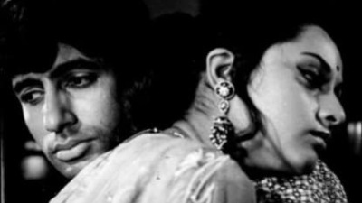 Amitabh Bachchan shared a picture on Instagram with Jaya Bachchan from Bansi Birju, their first film together. 