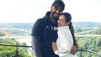 Arjun Kapoor and Malaika Arora pose together. Arjun Kapoor and Malaika Arora pose together.