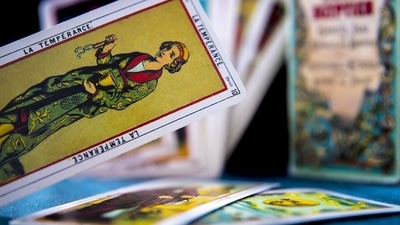 Read on to find out your Tarot reading for the coming week. (Unsplash)