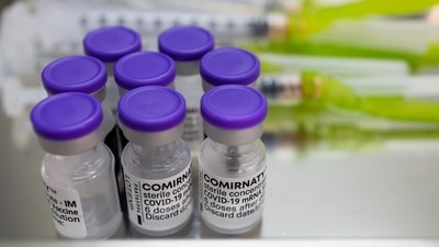 According to sources, the FDA could make a decision on whether the shot is safe and effective in younger children within three weeks of the EUA submission. (SeongJoon Cho/Bloomberg) According to sources, the FDA could make a decision on whether the shot is safe and effective in younger children within three weeks of the EUA submission. (SeongJoon Cho/Bloomberg)