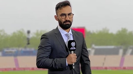 'Spoke to few Indian players, some of them didn't sleep till 3 am': Dinesh Karthik on why Manchester Test was cancelled(Dinesh Karthik/Instagram)