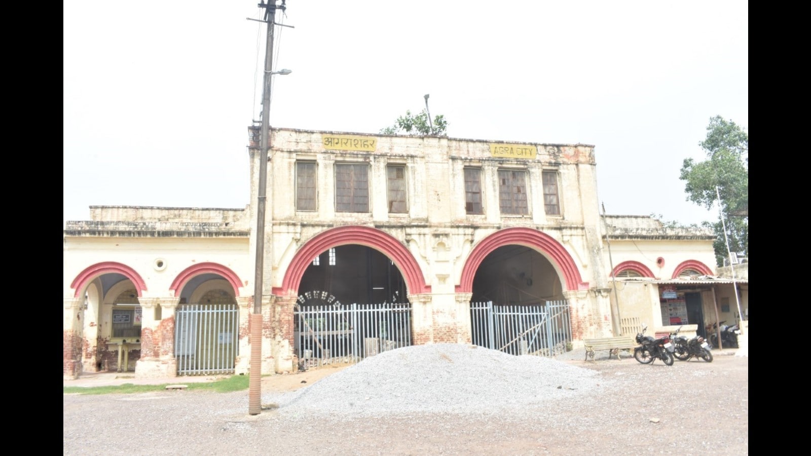 demand-to-convert-british-era-agra-city-station-into-heritage-structure
