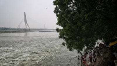 A view of the spot on the banks of Yamuna where 3 boys drowned in the early hours of the day at Wazirabad on Sunday. (Sanchit Khanna/HT Photo) A view of the spot on the banks of Yamuna where 3 boys drowned in the early hours of the day at Wazirabad on Sunday. (Sanchit Khanna/HT Photo)
