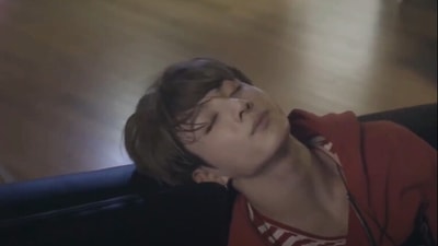 BTS member Jungkook was unwell during their concert in Chile, in 2017.&nbsp;