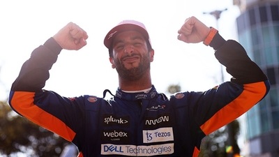 Daniel Ricciardo of Australia celebrates his win.&nbsp; (Getty)