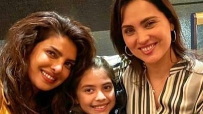 Priyanka Chopra and Lara Dutta with Saira. Priyanka Chopra and Lara Dutta with Saira.