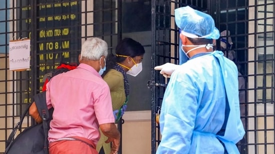Kerala has so far reported 68 cases of Nipah virus. (PTI)(HT_PRINT) Kerala has so far reported 68 cases of Nipah virus. (PTI)(HT_PRINT)