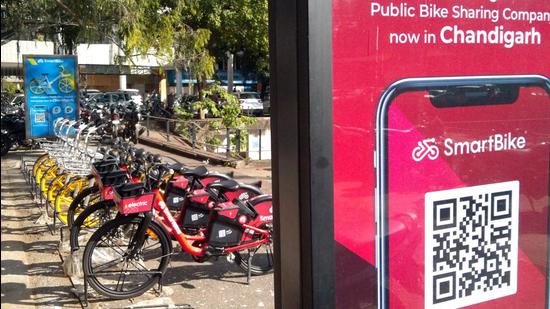 The public bike sharing project is being implemented and operated by the concessionaire Smart Bike Tech Private Limited, Hyderabad, for a period of 10 years. (HT FILE PHOTO)