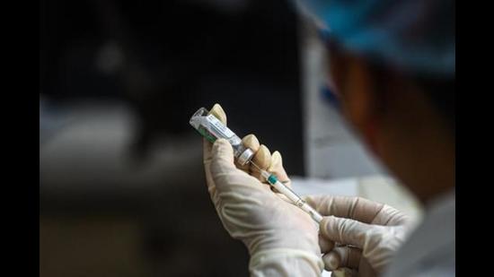 On Sunday, 76,992 people received vaccine doses in Ludhiana. (Amal KS/HT PHOTO)