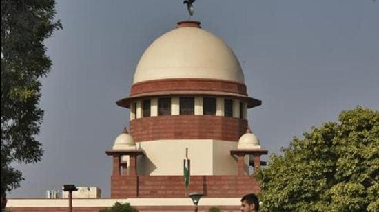 The nature of the charge and the evidence are also vital factors while deciding on bail pleas, a top court bench said. It was hearing an appeal against a Punjab & Haryana high court order granting bail to an accused in connection with a murder case registered in Jalandhar. (HT PHOTO) The nature of the charge and the evidence are also vital factors while deciding on bail pleas, a top court bench said. It was hearing an appeal against a Punjab & Haryana high court order granting bail to an accused in connection with a murder case registered in Jalandhar. (HT PHOTO)