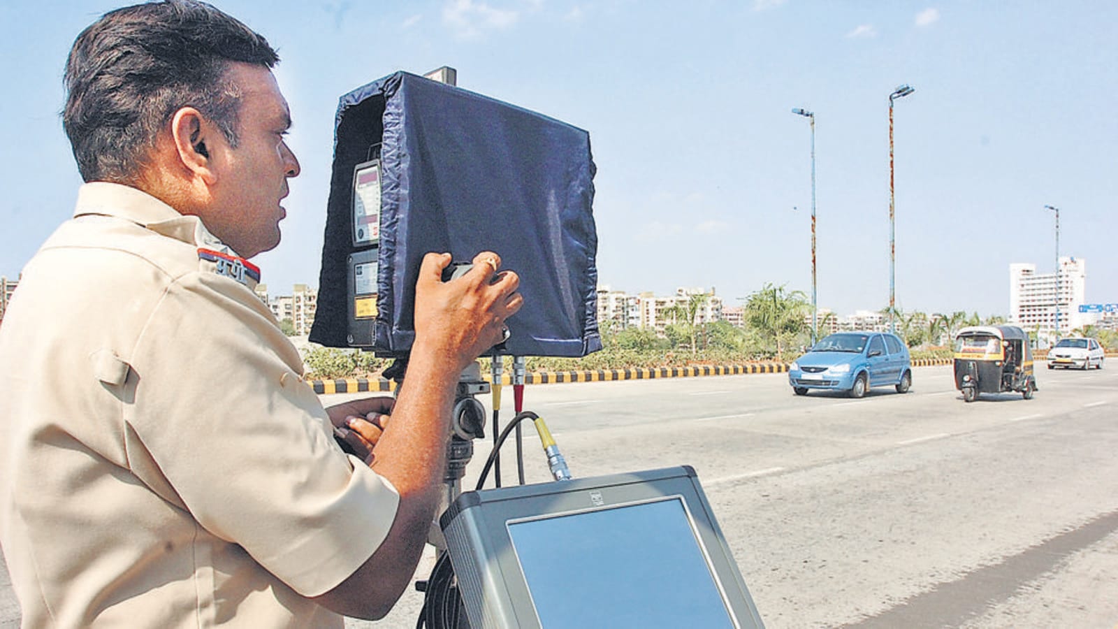 Traffic violations on Pune-Mumbai e-way: speeding tops the charts