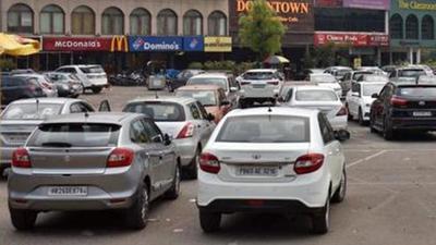 Sector 29 is a popular hub where several restaurants are located. Setting up car parks in the area will help decongest the roads due to heavy footfall, said HSVP officials. (HT Archive) Sector 29 is a popular hub where several restaurants are located. Setting up car parks in the area will help decongest the roads due to heavy footfall, said HSVP officials. (HT Archive)