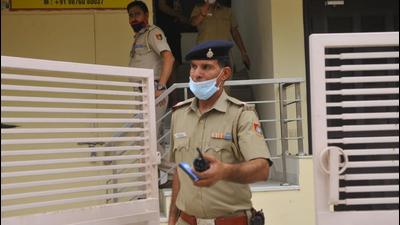 As per the police, the trio had planned to meet in Delhi after committing the robbery and escaping from Chandigarh, and then go to Nepal. (HT FILE PHOTO)